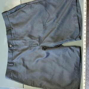 BEN HOGAN,  men's dress shorts. Flat front. Size 42". Small gray plaid. Pockets